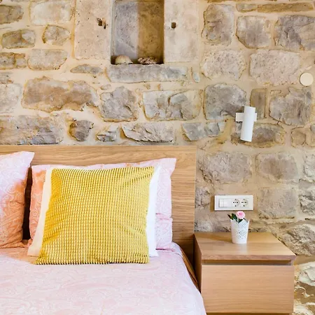 Explore The Historic Center From A Remodeled * Spalato